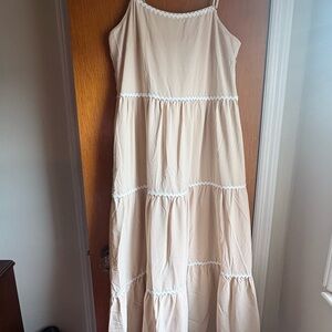Sleeveless Cream Tiered Maxi Dress